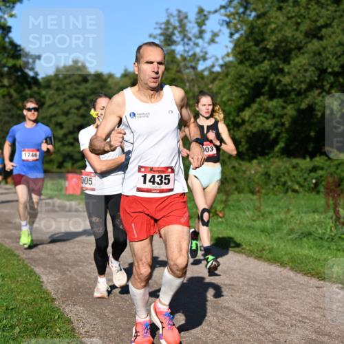 27.09.2026 - 34. Volkslauf durch das schöne Alstertal Dr. Thomas Lammeyer http://msf.ph/oto/10561344 27.09.2026 10:04:28 Laufen 1746, 005, 1435, 003 meine-sportfotos.de