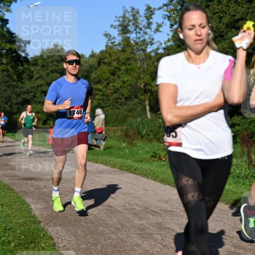 27.09.2026 - 34. Volkslauf durch das schöne Alstertal Dr. Thomas Lammeyer http://msf.ph/oto/10561352 27.09.2026 10:04:29 Laufen 1439, 1746, 05 meine-sportfotos.de