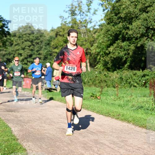 27.09.2026 - 35. Volkslauf durch das schöne Alstertal Dr. Thomas Lammeyer http://msf.ph/oto/10561387 27.09.2026 10:04:35 Laufen 470, 1464, 448, 1428 meine-sportfotos.de
