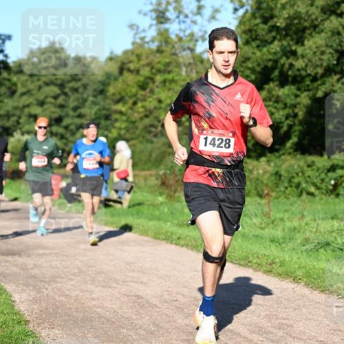 27.09.2026 - 35. Volkslauf durch das schöne Alstertal Dr. Thomas Lammeyer http://msf.ph/oto/10561390 27.09.2026 10:04:36 Laufen 1440, 1428 meine-sportfotos.de