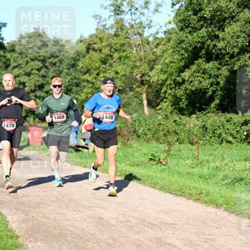 27.09.2026 - 35. Volkslauf durch das schöne Alstertal Dr. Thomas Lammeyer http://msf.ph/oto/10561394 27.09.2026 10:04:36 Laufen 1470, 1468, 1448 meine-sportfotos.de