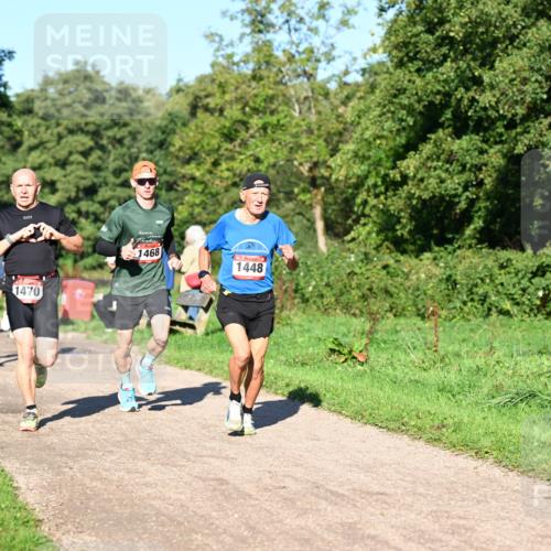 27.09.2026 - 35. Volkslauf durch das schöne Alstertal Dr. Thomas Lammeyer http://msf.ph/oto/10561395 27.09.2026 10:04:37 Laufen 1470, 1468, 1448 meine-sportfotos.de