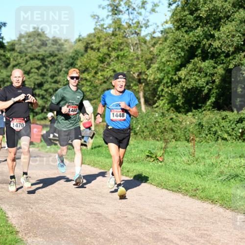 27.09.2026 - 35. Volkslauf durch das schöne Alstertal Dr. Thomas Lammeyer http://msf.ph/oto/10561396 27.09.2026 10:04:37 Laufen 1470, 1468, 1448 meine-sportfotos.de