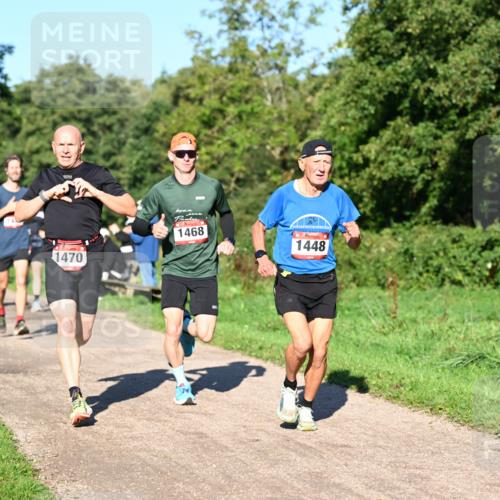 27.09.2026 - 35. Volkslauf durch das schöne Alstertal Dr. Thomas Lammeyer http://msf.ph/oto/10561399 27.09.2026 10:04:37 Laufen 1470, 1468, 1448 meine-sportfotos.de