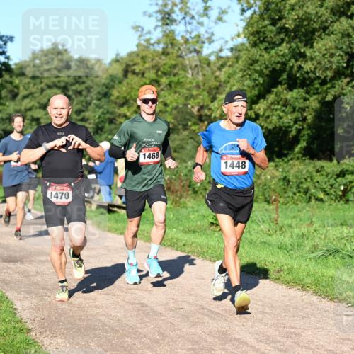 27.09.2026 - 35. Volkslauf durch das schöne Alstertal Dr. Thomas Lammeyer http://msf.ph/oto/10561400 27.09.2026 10:04:37 Laufen 1470, 1468, 1448 meine-sportfotos.de
