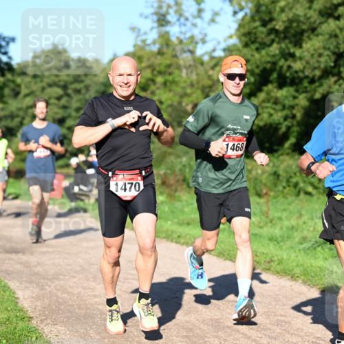 27.09.2026 - 35. Volkslauf durch das schöne Alstertal Dr. Thomas Lammeyer http://msf.ph/oto/10561405 27.09.2026 10:04:38 Laufen 1470, 1468, 1448 meine-sportfotos.de