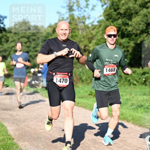 27.09.2026 - 35. Volkslauf durch das schöne Alstertal Dr. Thomas Lammeyer http://msf.ph/oto/10561406 27.09.2026 10:04:38 Laufen 1470, 1468, 1448 meine-sportfotos.de