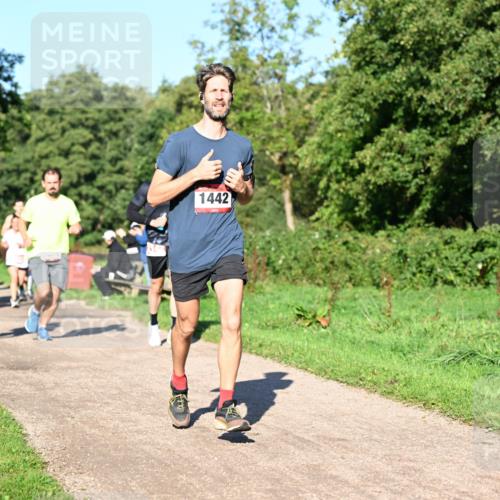 27.09.2026 - 35. Volkslauf durch das schöne Alstertal Dr. Thomas Lammeyer http://msf.ph/oto/10561417 27.09.2026 10:04:40 Laufen 1473, 1442 meine-sportfotos.de