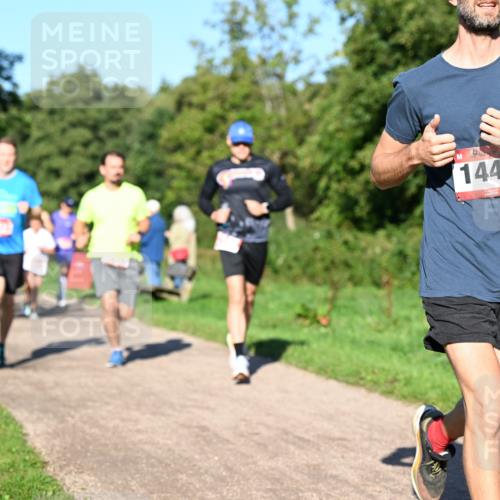 27.09.2026 - 35. Volkslauf durch das schöne Alstertal Dr. Thomas Lammeyer http://msf.ph/oto/10561425 27.09.2026 10:04:41 Laufen 1442 meine-sportfotos.de