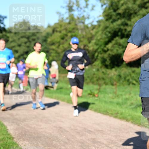 27.09.2026 - 35. Volkslauf durch das schöne Alstertal Dr. Thomas Lammeyer http://msf.ph/oto/10561426 27.09.2026 10:04:41 Laufen 1442 meine-sportfotos.de
