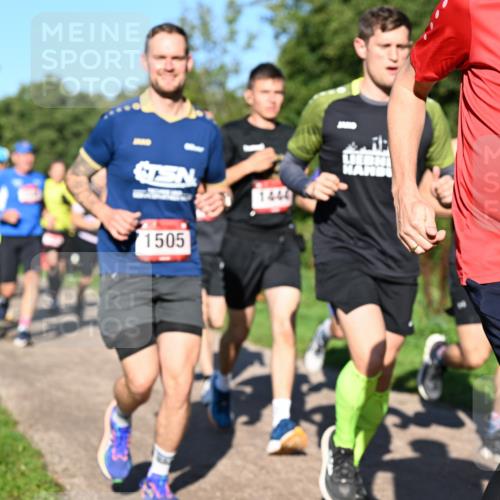 27.09.2026 - 35. Volkslauf durch das schöne Alstertal Dr. Thomas Lammeyer http://msf.ph/oto/10561459 27.09.2026 10:04:46 Laufen 1505, 1444, 1463 meine-sportfotos.de