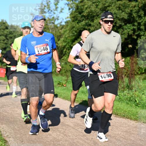 27.09.2026 - 35. Volkslauf durch das schöne Alstertal Dr. Thomas Lammeyer http://msf.ph/oto/10561472 27.09.2026 10:04:48 Laufen 1546, 1698 meine-sportfotos.de