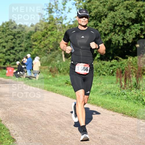27.09.2026 - 34. Volkslauf durch das schöne Alstertal Dr. Thomas Lammeyer http://msf.ph/oto/10561524 27.09.2026 10:04:57 Laufen 1466 meine-sportfotos.de
