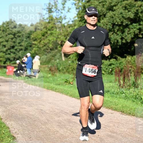 27.09.2026 - 34. Volkslauf durch das schöne Alstertal Dr. Thomas Lammeyer http://msf.ph/oto/10561525 27.09.2026 10:04:57 Laufen 1466 meine-sportfotos.de