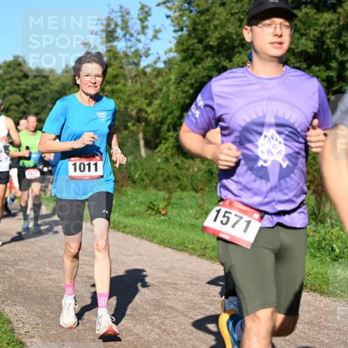 27.09.2026 - 35. Volkslauf durch das schöne Alstertal Dr. Thomas Lammeyer http://msf.ph/oto/10561592 27.09.2026 10:05:10 Laufen 1831, 1482, 1011, 1571 meine-sportfotos.de