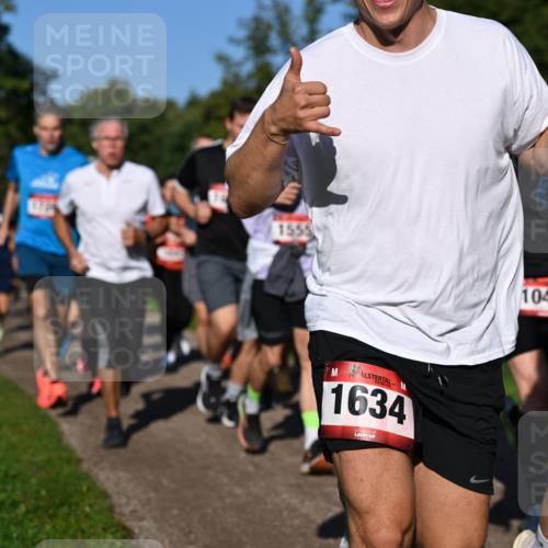 27.09.2026 - 35. Volkslauf durch das schöne Alstertal Dr. Thomas Lammeyer http://msf.ph/oto/10561699 27.09.2026 10:05:33 Laufen 1555, 1634, 1044 meine-sportfotos.de