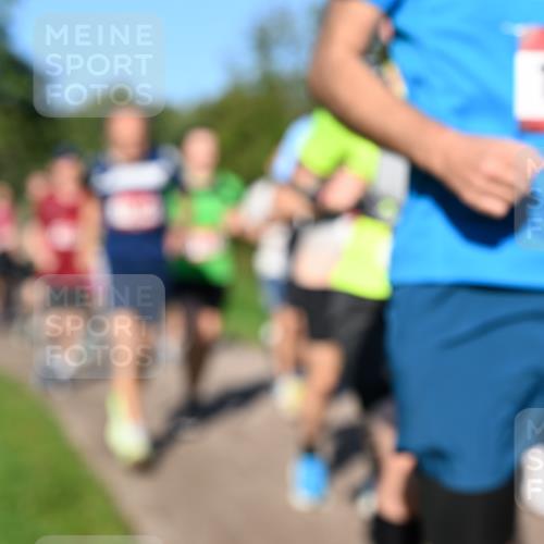 27.09.2026 - 35. Volkslauf durch das schöne Alstertal Dr. Thomas Lammeyer http://msf.ph/oto/10561706 27.09.2026 10:05:36 Laufen 1726 meine-sportfotos.de