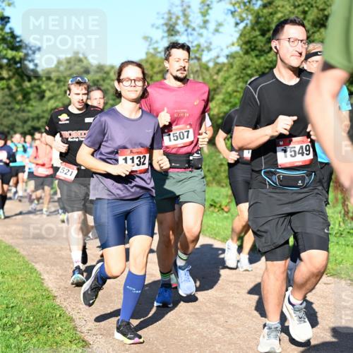 27.09.2026 - 35. Volkslauf durch das schöne Alstertal Dr. Thomas Lammeyer http://msf.ph/oto/10561735 27.09.2026 10:05:40 Laufen 42, 195, 1521, 1132, 1507, 1549, 1 meine-sportfotos.de