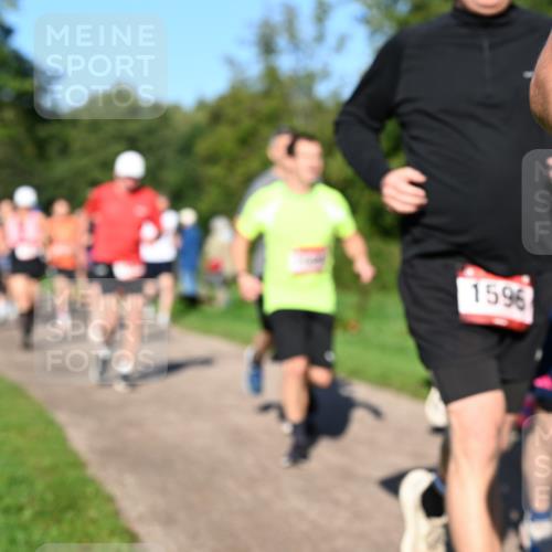 27.09.2026 - 35. Volkslauf durch das schöne Alstertal Dr. Thomas Lammeyer http://msf.ph/oto/10561799 27.09.2026 10:05:50 Laufen 1596 meine-sportfotos.de