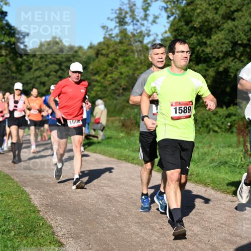 27.09.2026 - 35. Volkslauf durch das schöne Alstertal Dr. Thomas Lammeyer http://msf.ph/oto/10561802 27.09.2026 10:05:51 Laufen 1606, 1589, 572 meine-sportfotos.de