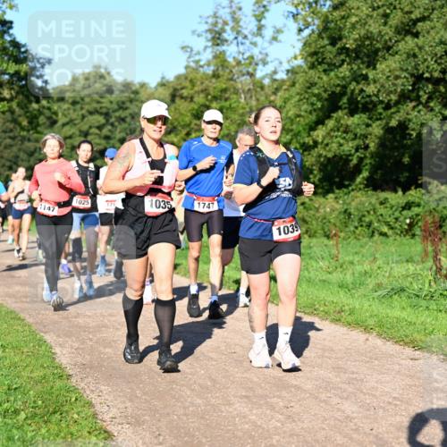 27.09.2026 - 35. Volkslauf durch das schöne Alstertal Dr. Thomas Lammeyer http://msf.ph/oto/10561819 27.09.2026 10:05:53 Laufen 1147, 1025, 171, 1035, 1747, 1039 meine-sportfotos.de