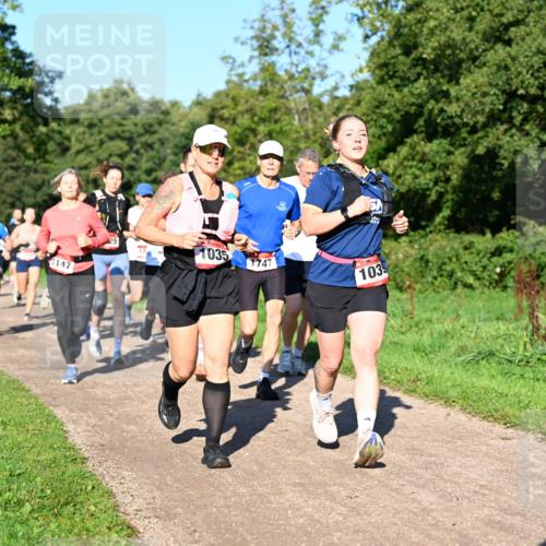 27.09.2026 - 35. Volkslauf durch das schöne Alstertal Dr. Thomas Lammeyer http://msf.ph/oto/10561820 27.09.2026 10:05:53 Laufen 1147, 1035, 1747, 103 meine-sportfotos.de
