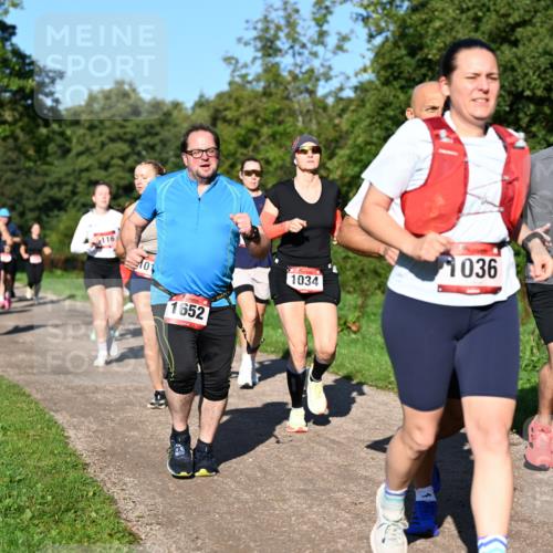 27.09.2026 - 35. Volkslauf durch das schöne Alstertal Dr. Thomas Lammeyer http://msf.ph/oto/10561847 27.09.2026 10:05:58 Laufen 116, 101, 1652, 1034, 1036, 1582 meine-sportfotos.de
