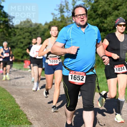 27.09.2026 - 35. Volkslauf durch das schöne Alstertal Dr. Thomas Lammeyer http://msf.ph/oto/10561855 27.09.2026 10:05:59 Laufen 1010, 1652, 1034 meine-sportfotos.de