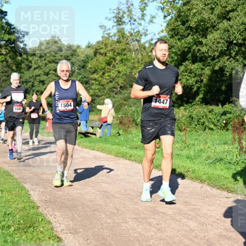 27.09.2026 - 35. Volkslauf durch das schöne Alstertal Dr. Thomas Lammeyer http://msf.ph/oto/10561869 27.09.2026 10:06:01 Laufen 1685, 1504, 1447, 16 meine-sportfotos.de