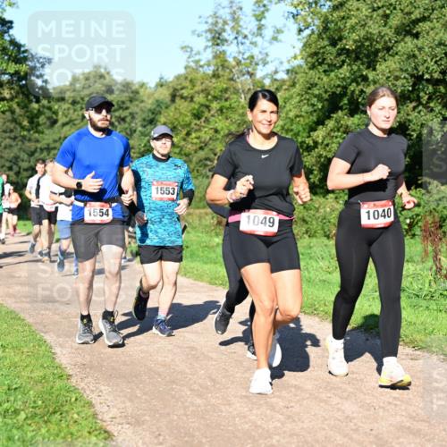 27.09.2026 - 35. Volkslauf durch das schöne Alstertal Dr. Thomas Lammeyer http://msf.ph/oto/10561900 27.09.2026 10:06:07 Laufen 1554, 1553, 1049, 1040 meine-sportfotos.de