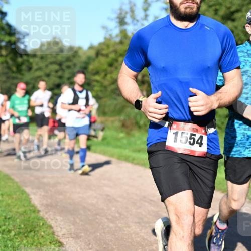 27.09.2026 - 35. Volkslauf durch das schöne Alstertal Dr. Thomas Lammeyer http://msf.ph/oto/10561910 27.09.2026 10:06:09 Laufen 1554, 1553 meine-sportfotos.de