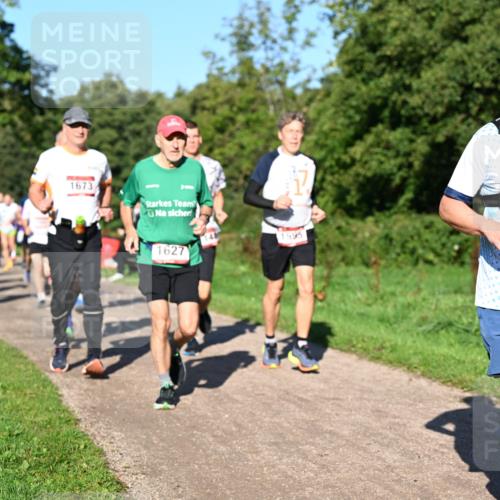 27.09.2026 - 35. Volkslauf durch das schöne Alstertal Dr. Thomas Lammeyer http://msf.ph/oto/10561928 27.09.2026 10:06:11 Laufen 1673, 1627, 1595, 1604 meine-sportfotos.de