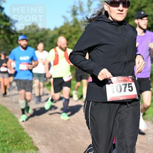 27.09.2026 - 35. Volkslauf durch das schöne Alstertal Dr. Thomas Lammeyer http://msf.ph/oto/10561994 27.09.2026 10:06:23 Laufen 1075 meine-sportfotos.de
