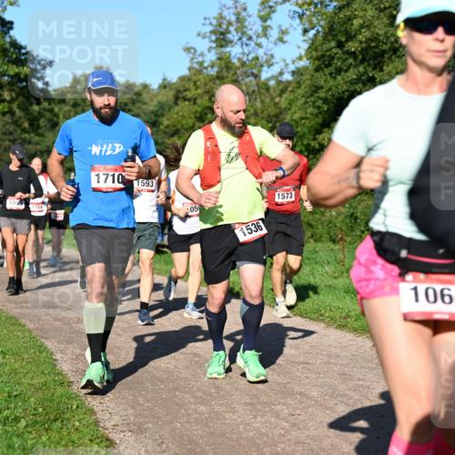27.09.2026 - 35. Volkslauf durch das schöne Alstertal Dr. Thomas Lammeyer http://msf.ph/oto/10561997 27.09.2026 10:06:24 Laufen 1093, 1754, 1710, 1593, 05, 1536, 1573, 1064 meine-sportfotos.de