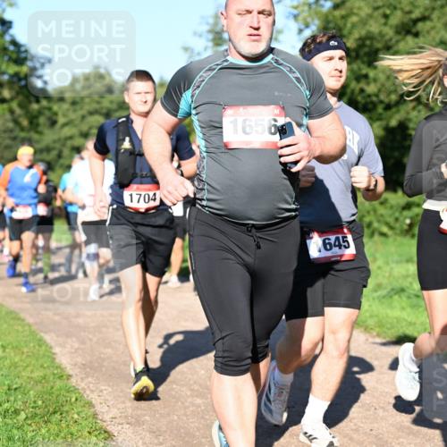 27.09.2026 - 35. Volkslauf durch das schöne Alstertal Dr. Thomas Lammeyer http://msf.ph/oto/10562034 27.09.2026 10:06:31 Laufen 1704, 1656, 645, 1084 meine-sportfotos.de