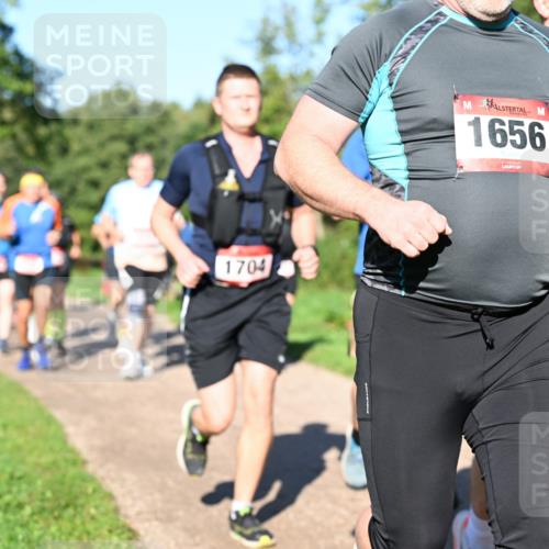 27.09.2026 - 35. Volkslauf durch das schöne Alstertal Dr. Thomas Lammeyer http://msf.ph/oto/10562038 27.09.2026 10:06:31 Laufen 1704, 1656, 1645 meine-sportfotos.de