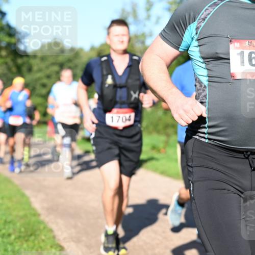 27.09.2026 - 35. Volkslauf durch das schöne Alstertal Dr. Thomas Lammeyer http://msf.ph/oto/10562039 27.09.2026 10:06:32 Laufen 1704, 1656, 1645 meine-sportfotos.de