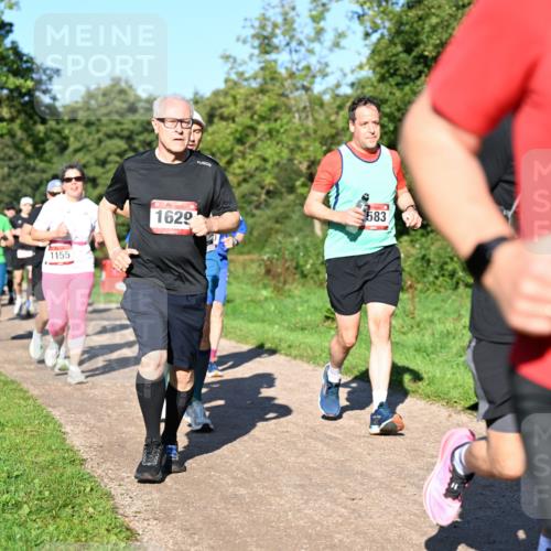 27.09.2026 - 35. Volkslauf durch das schöne Alstertal Dr. Thomas Lammeyer http://msf.ph/oto/10562068 27.09.2026 10:06:38 Laufen 3009, 1155, 1629, 583, 16 meine-sportfotos.de