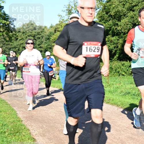 27.09.2026 - 35. Volkslauf durch das schöne Alstertal Dr. Thomas Lammeyer http://msf.ph/oto/10562073 27.09.2026 10:06:39 Laufen 989, 1155, 1072, 1629, 1583 meine-sportfotos.de