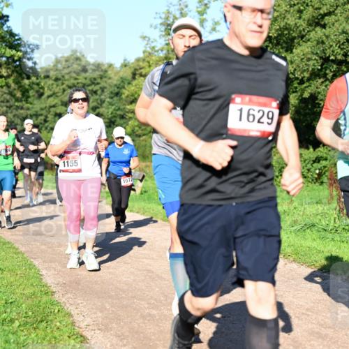 27.09.2026 - 35. Volkslauf durch das schöne Alstertal Dr. Thomas Lammeyer http://msf.ph/oto/10562074 27.09.2026 10:06:39 Laufen 1155, 1072, 1629, 583 meine-sportfotos.de