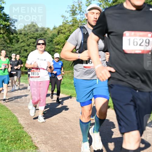 27.09.2026 - 35. Volkslauf durch das schöne Alstertal Dr. Thomas Lammeyer http://msf.ph/oto/10562076 27.09.2026 10:06:40 Laufen 1155, 1072, 1629 meine-sportfotos.de
