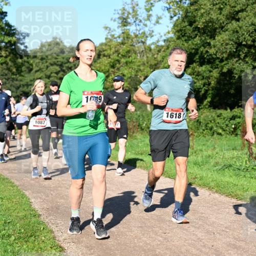 27.09.2026 - 35. Volkslauf durch das schöne Alstertal Dr. Thomas Lammeyer http://msf.ph/oto/10562088 27.09.2026 10:06:43 Laufen 1087, 1089, 1618, 225, 107 meine-sportfotos.de