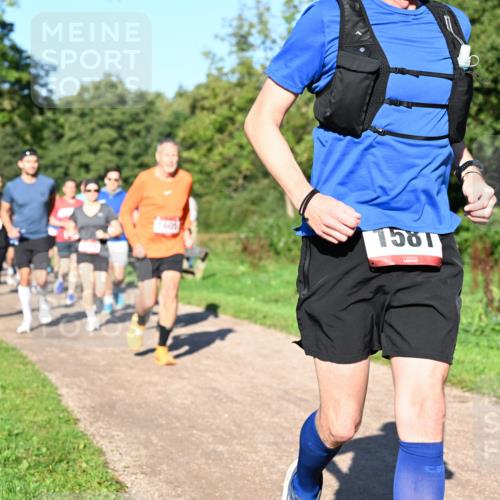 27.09.2026 - 35. Volkslauf durch das schöne Alstertal Dr. Thomas Lammeyer http://msf.ph/oto/10562133 27.09.2026 10:06:50 Laufen 1581 meine-sportfotos.de