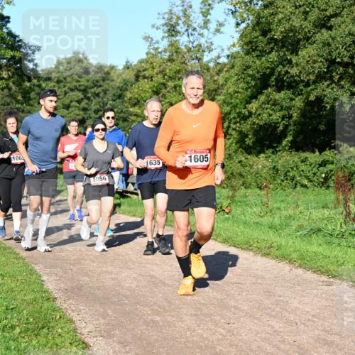 27.09.2026 - 35. Volkslauf durch das schöne Alstertal Dr. Thomas Lammeyer http://msf.ph/oto/10562138 27.09.2026 10:06:51 Laufen 1065, 17, 056, 1605, 1635 meine-sportfotos.de