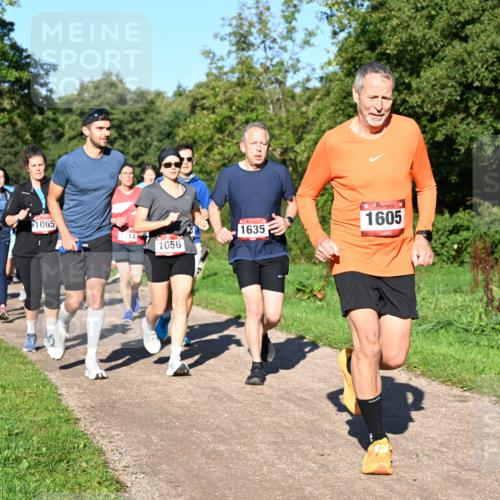 27.09.2026 - 35. Volkslauf durch das schöne Alstertal Dr. Thomas Lammeyer http://msf.ph/oto/10562143 27.09.2026 10:06:52 Laufen 1065, 714, 1056, 1635, 1605 meine-sportfotos.de