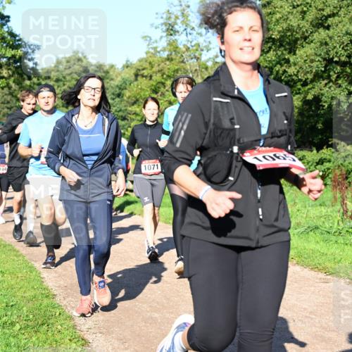 27.09.2026 - 35. Volkslauf durch das schöne Alstertal Dr. Thomas Lammeyer http://msf.ph/oto/10562162 27.09.2026 10:06:55 Laufen 1104, 1071, 1065 meine-sportfotos.de