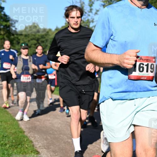 27.09.2026 - 35. Volkslauf durch das schöne Alstertal Dr. Thomas Lammeyer http://msf.ph/oto/10562179 27.09.2026 10:06:58 Laufen 83, 1104, 619 meine-sportfotos.de