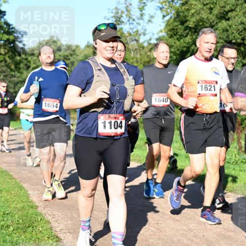 27.09.2026 - 35. Volkslauf durch das schöne Alstertal Dr. Thomas Lammeyer http://msf.ph/oto/10562190 27.09.2026 10:07:00 Laufen 1654, 1104, 1640, 0, 433, 1621, 433, 1074 meine-sportfotos.de