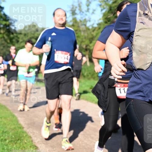 27.09.2026 - 35. Volkslauf durch das schöne Alstertal Dr. Thomas Lammeyer http://msf.ph/oto/10562196 27.09.2026 10:07:01 Laufen 1654, 11, 1104 meine-sportfotos.de