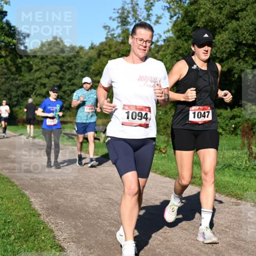 27.09.2026 - 35. Volkslauf durch das schöne Alstertal Dr. Thomas Lammeyer http://msf.ph/oto/10562211 27.09.2026 10:07:09 Laufen 1041, 1495, 1094, 1047 meine-sportfotos.de